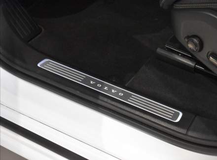 Volvo - XC90