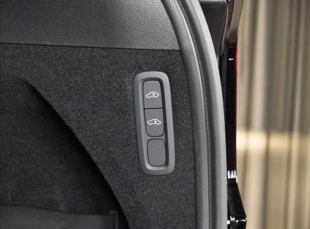 Volvo - XC90