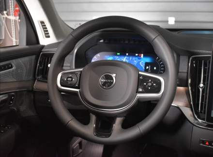 Volvo - XC90