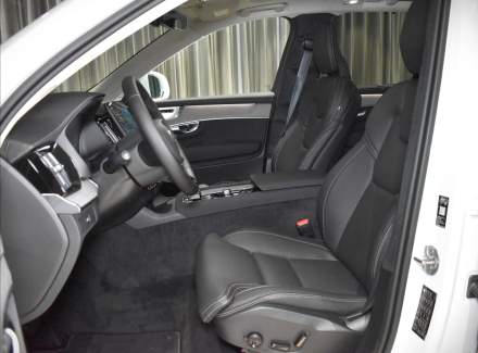 Volvo - XC90