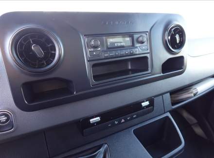 Mercedes-Benz - Sprinter