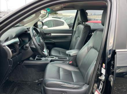 Toyota - Hilux