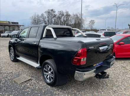 Toyota - Hilux