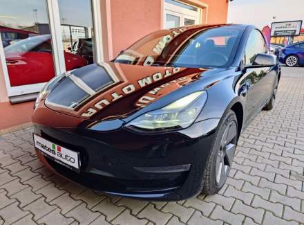 Tesla - Model 3