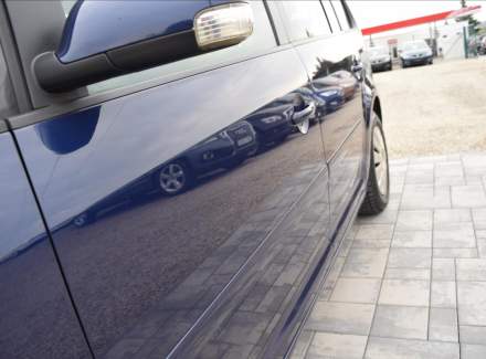 Volkswagen - Touran