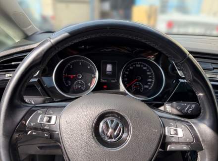 Volkswagen - Touran