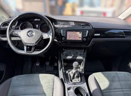 Volkswagen - Touran