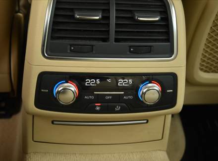 Audi - A6