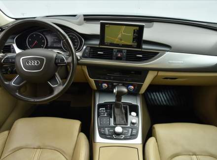 Audi - A6