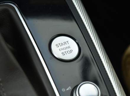 Audi - A6