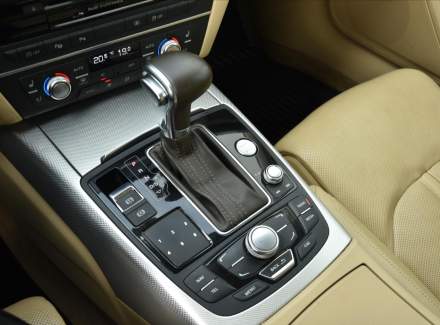 Audi - A6
