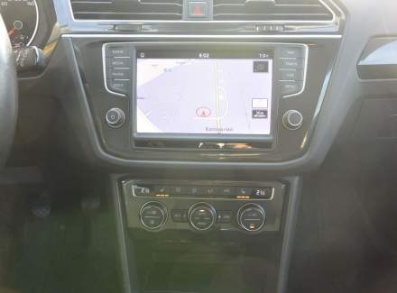 Volkswagen - Tiguan