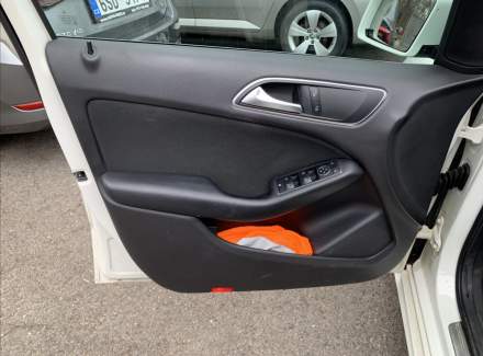 Mercedes-Benz - B-class