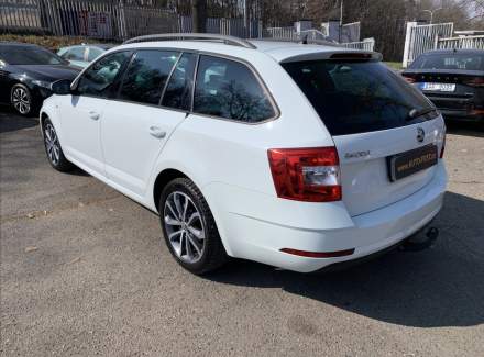 Škoda - Octavia