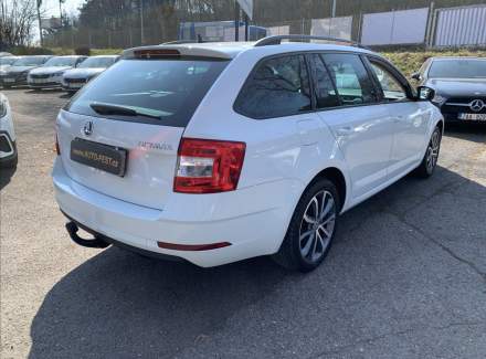 Škoda - Octavia