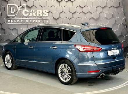 Ford - S-MAX