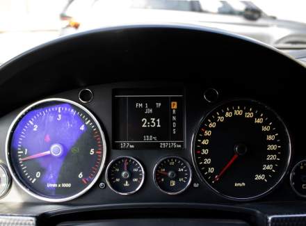 Volkswagen - Touareg