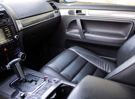 Volkswagen - Touareg