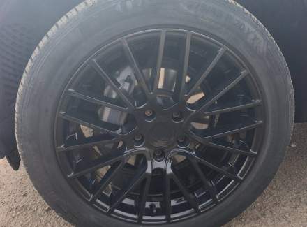 Volkswagen - Touareg