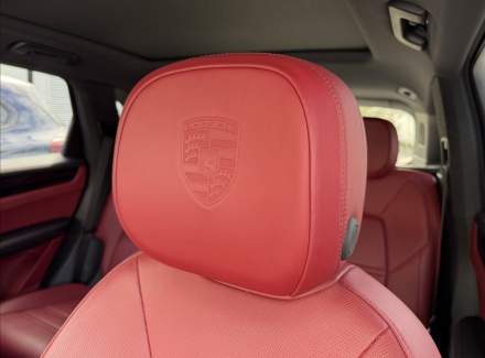 Porsche - Cayenne