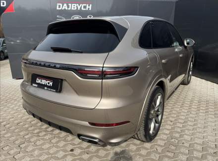 Porsche - Cayenne