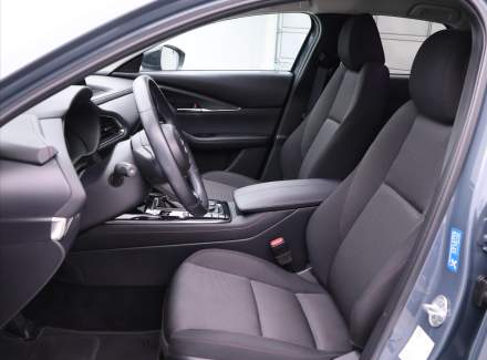 Mazda - CX-30