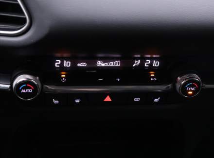 Mazda - CX-30