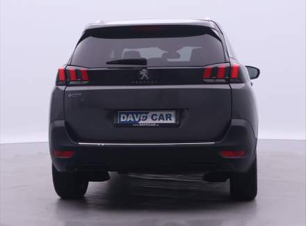 Peugeot - 5008