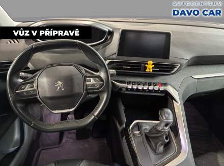 Peugeot - 5008