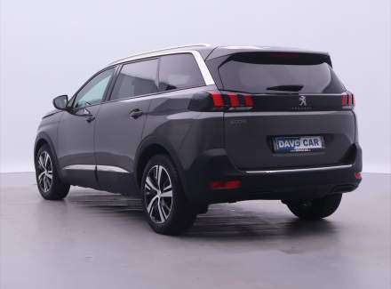 Peugeot - 5008