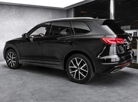 Volkswagen - Touareg