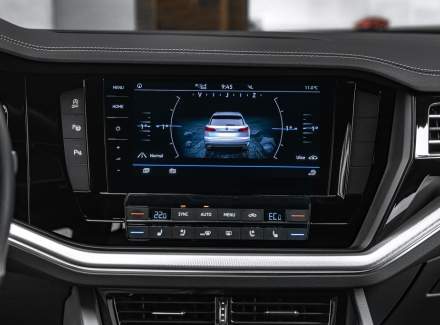 Volkswagen - Touareg