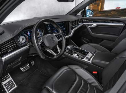 Volkswagen - Touareg