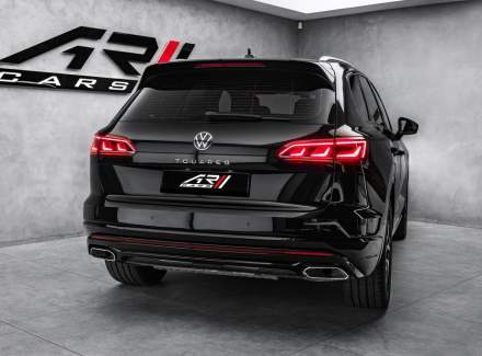 Volkswagen - Touareg