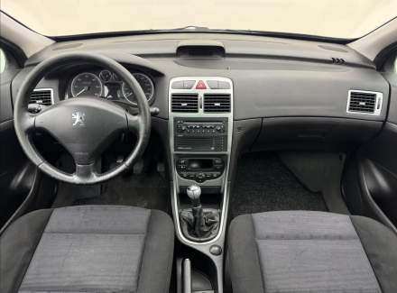 Peugeot - 307