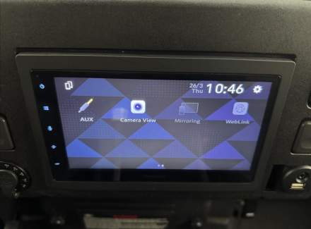 Land Rover - Defender