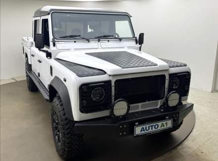 Land Rover - Defender