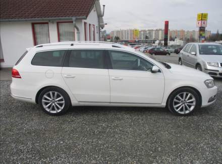 Volkswagen - Passat