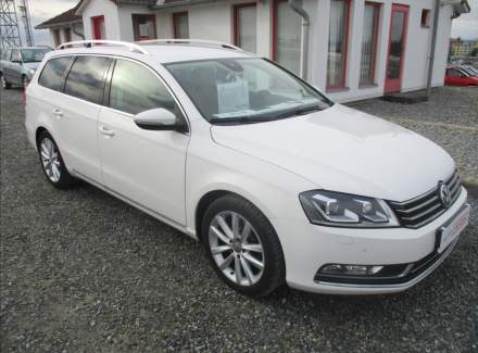 Volkswagen - Passat