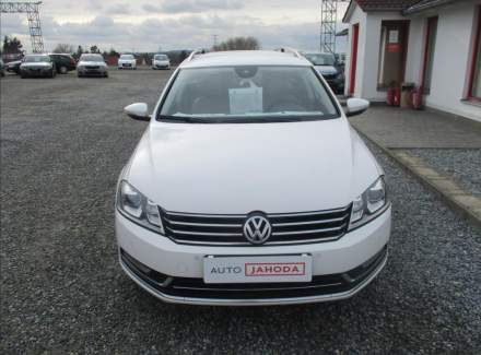 Volkswagen - Passat