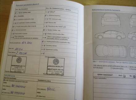 Volkswagen - Passat