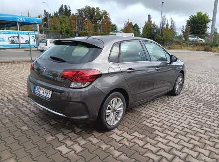 Citroën - C4