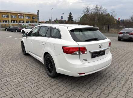 Toyota - Avensis
