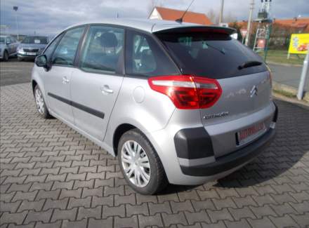 Citroën - C4