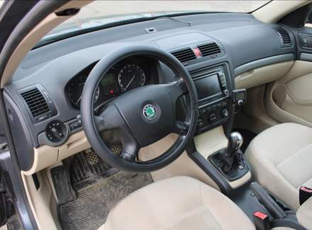 Škoda - Octavia
