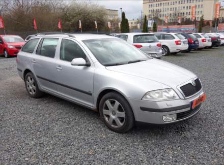 Škoda - Octavia