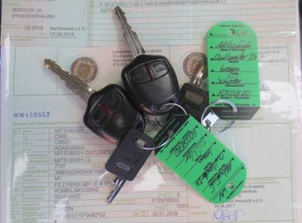 Mitsubishi - Outlander