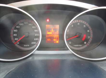 Mitsubishi - Outlander