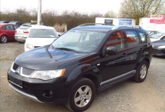 Mitsubishi - Outlander