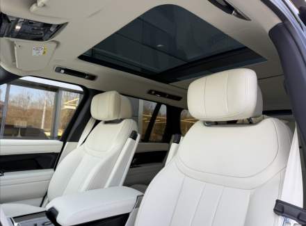 Land Rover - Range Rover